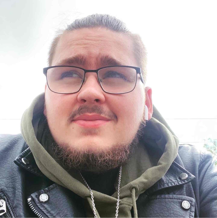 Søger venner/bekendtskaber😁🤘🏼