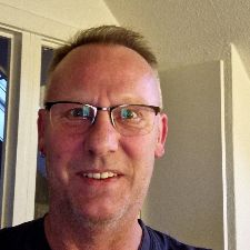 56 år og bor i Næstved 