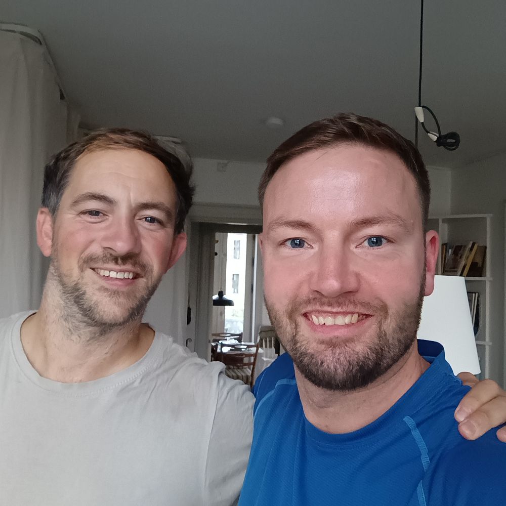 Søger 2 til nytårsaften