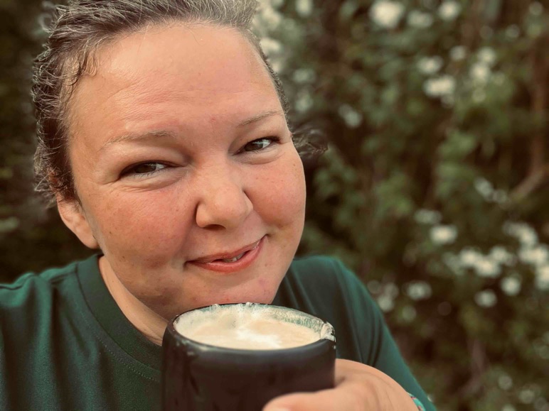 Ægte venskaber, gode grin og en kop