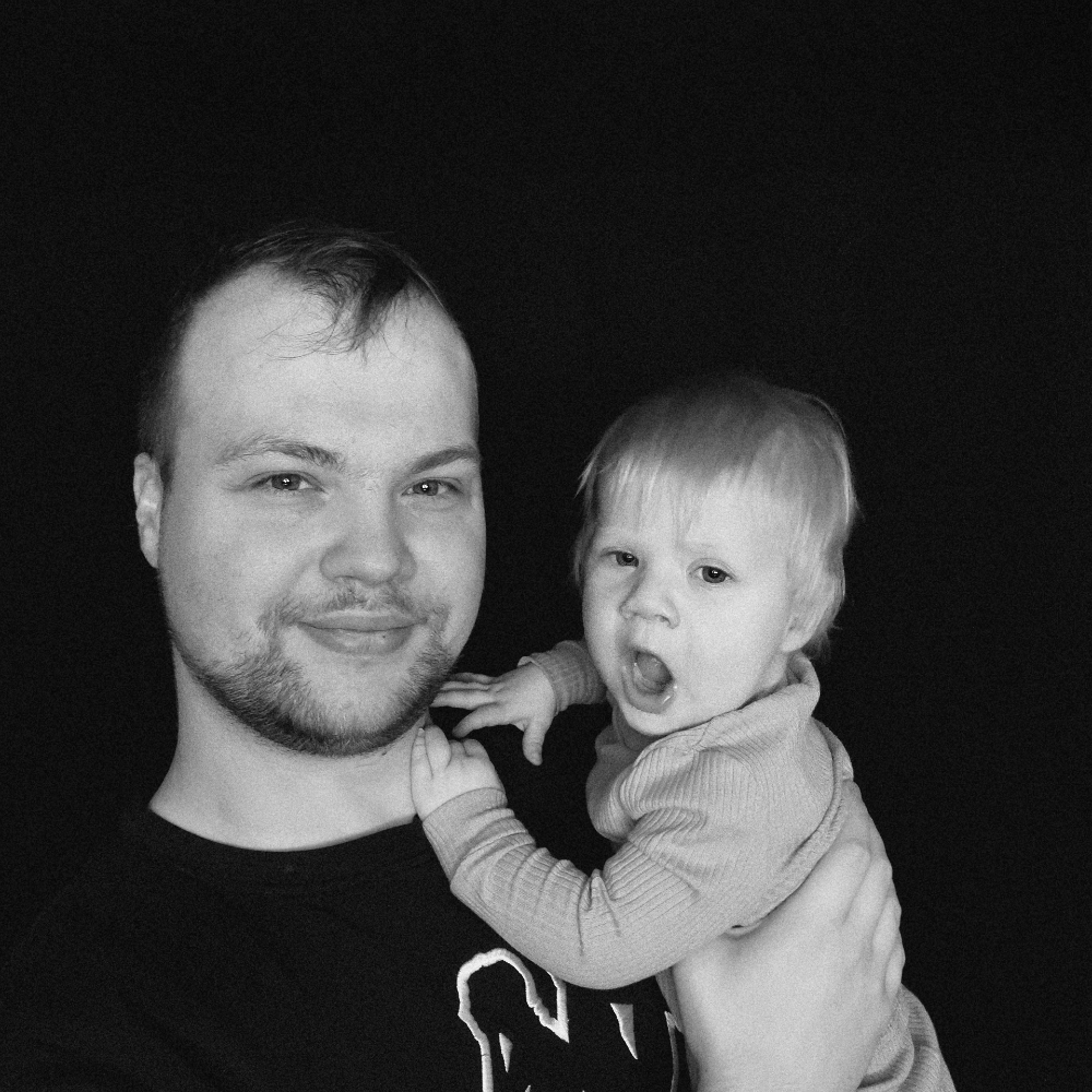 Nybagt weekend-far søger nye venner