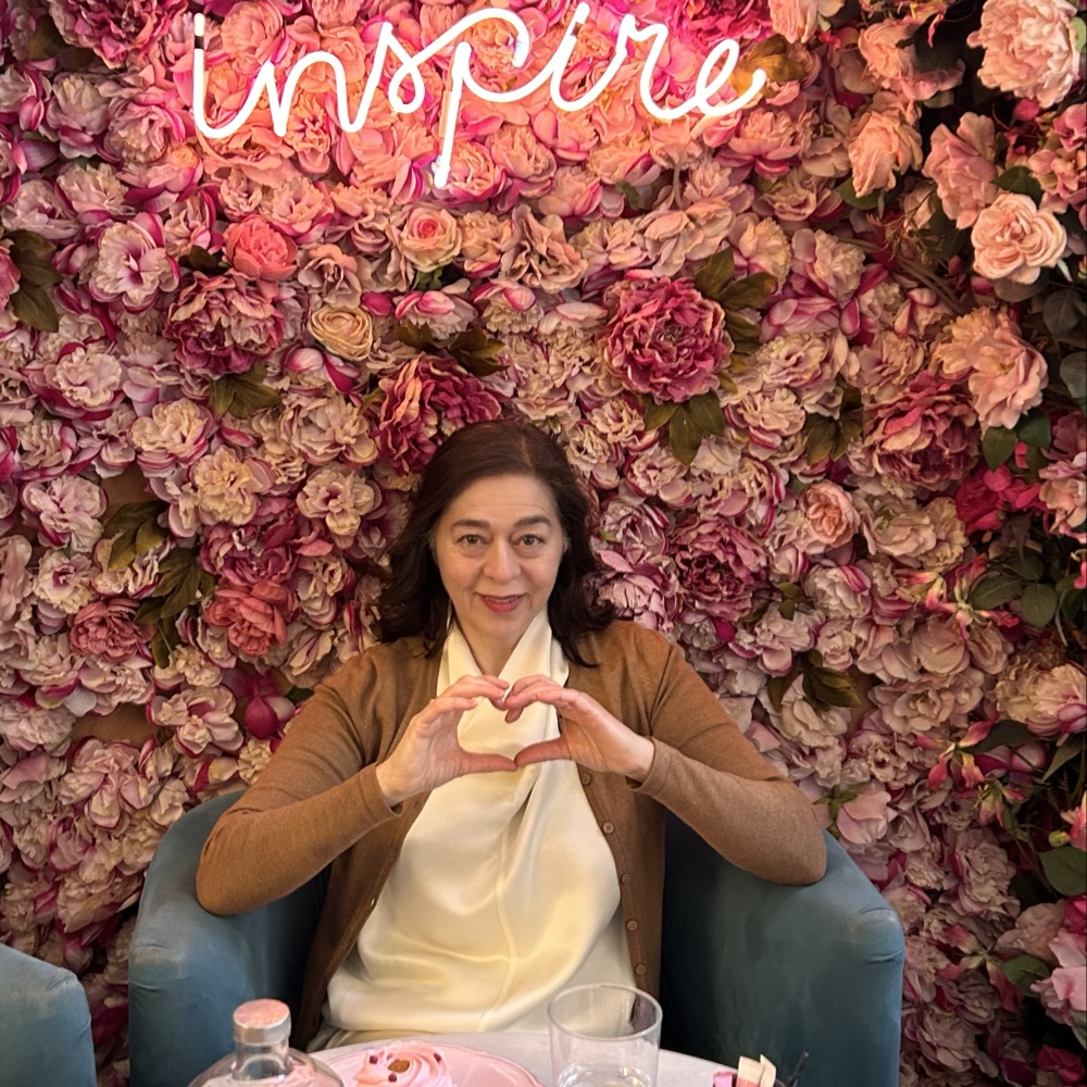 Childfree & culturally active 