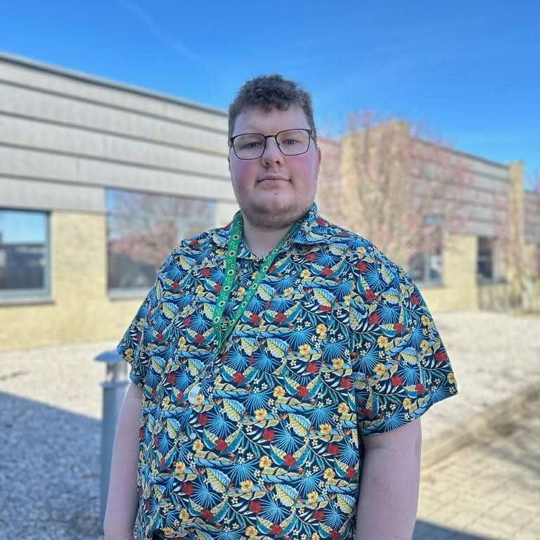 en sød mand søger nye søde venner.