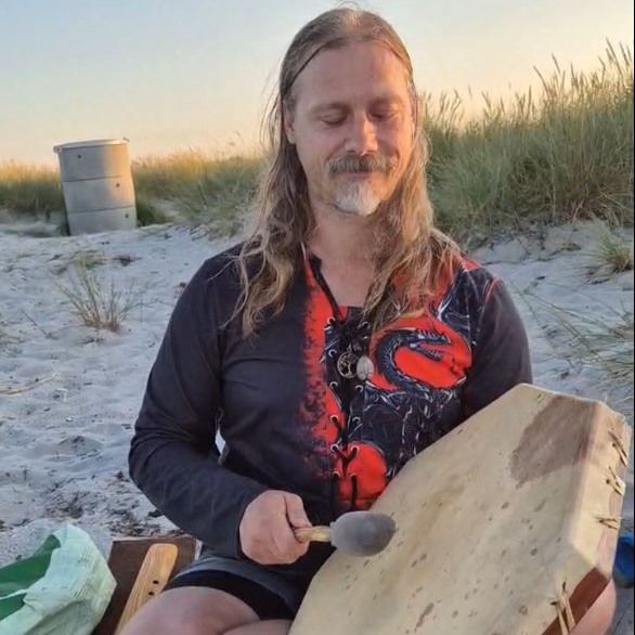 Søger selskab til dans m.v.