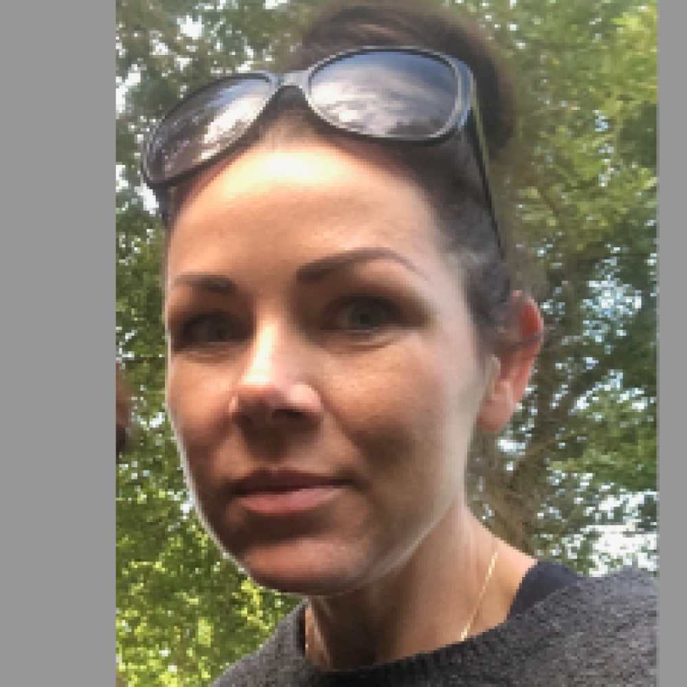 Søger veninder at dele livet med:-)