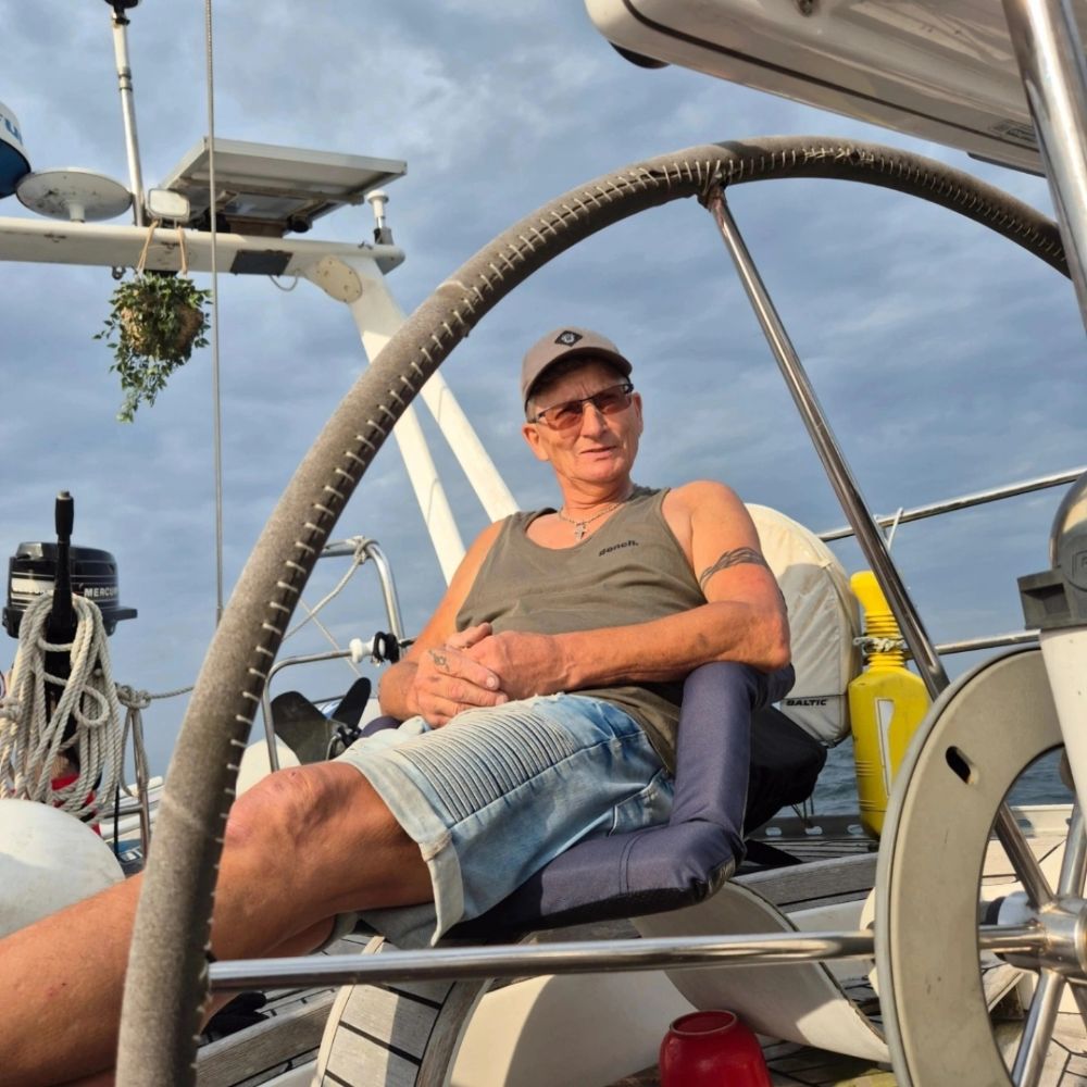 Søger ven/veninde at sejle med.