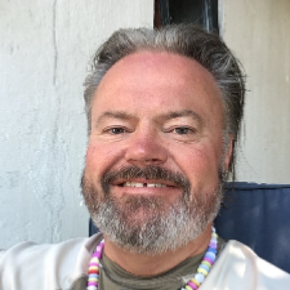 Søger venner i området 