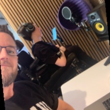 Kreativ Musikalsk Muskelsvindler 