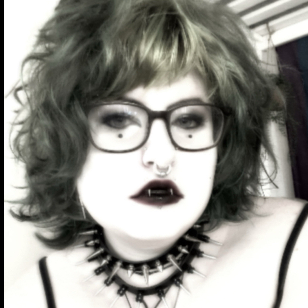 Es, 20 Nonbinær, søger ven!!