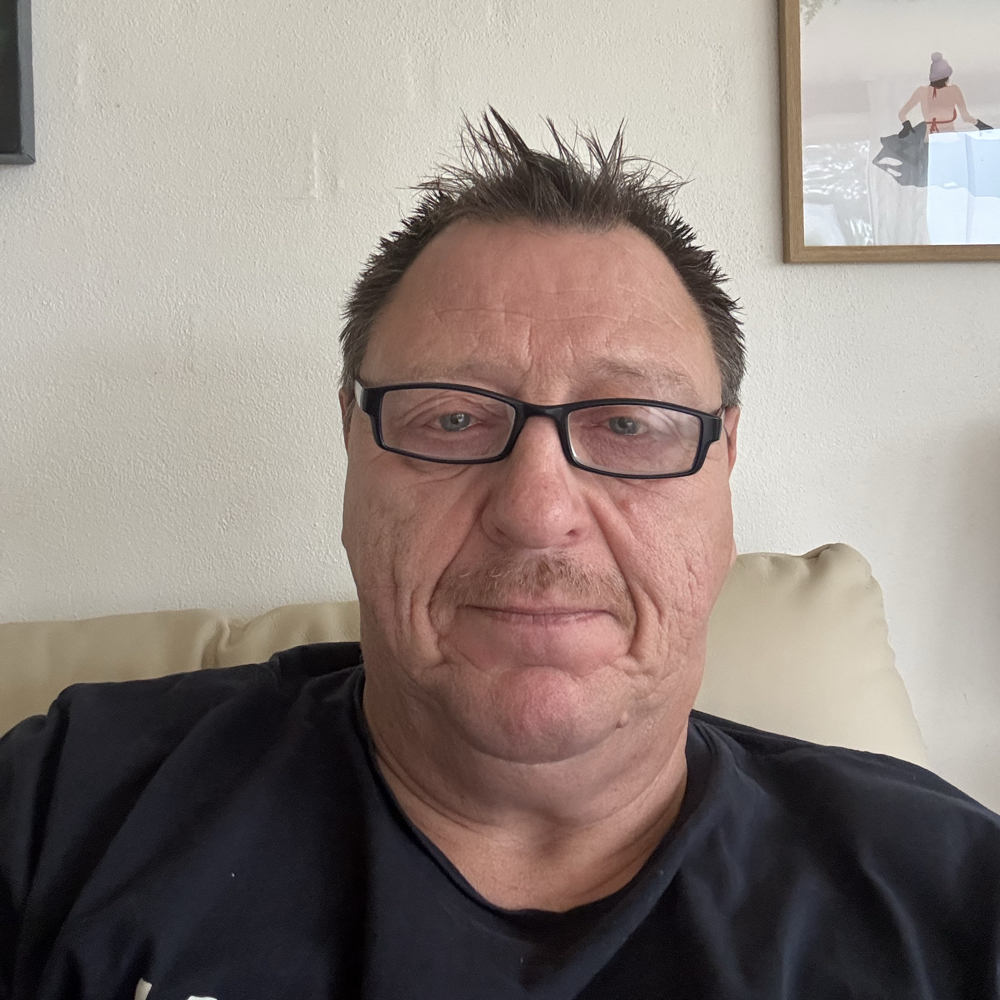 Søger venner/veninder