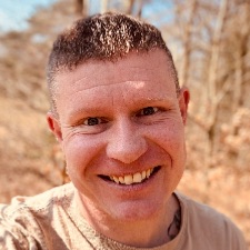 Udadvendt fyr søger venner/veninder