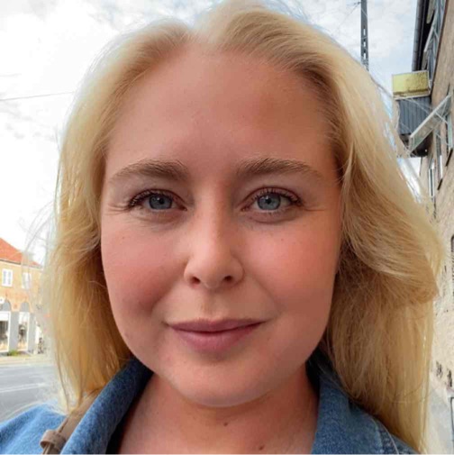 Søger nye bekendtskaber 😃