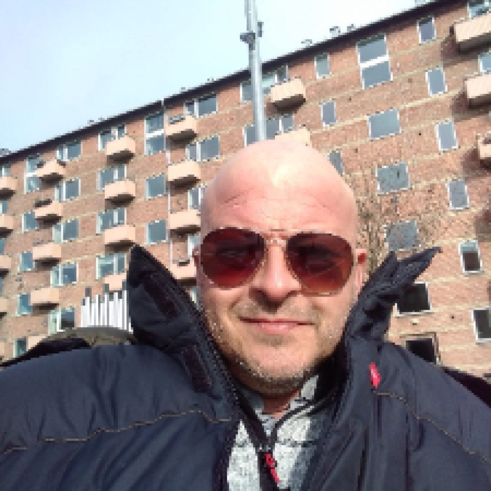 Gåture, cafe, sport, glæde, humor.