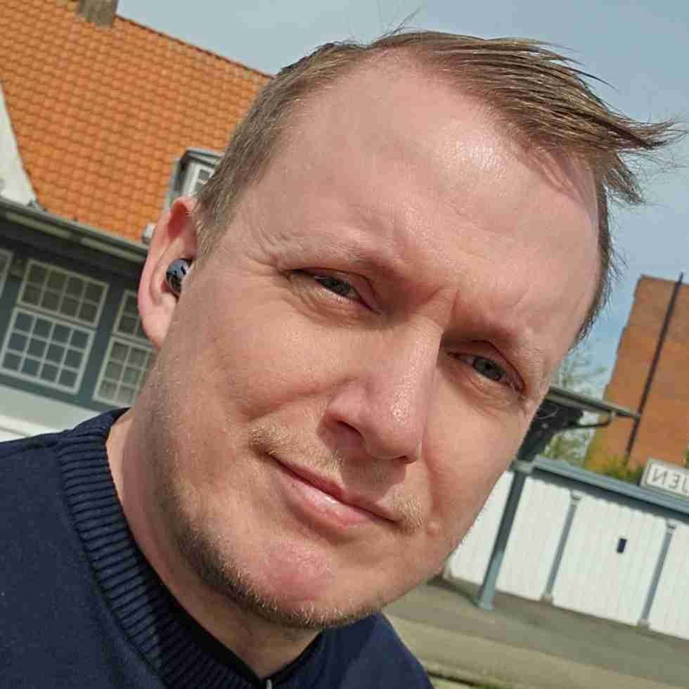 Bedsteven / veninde søges