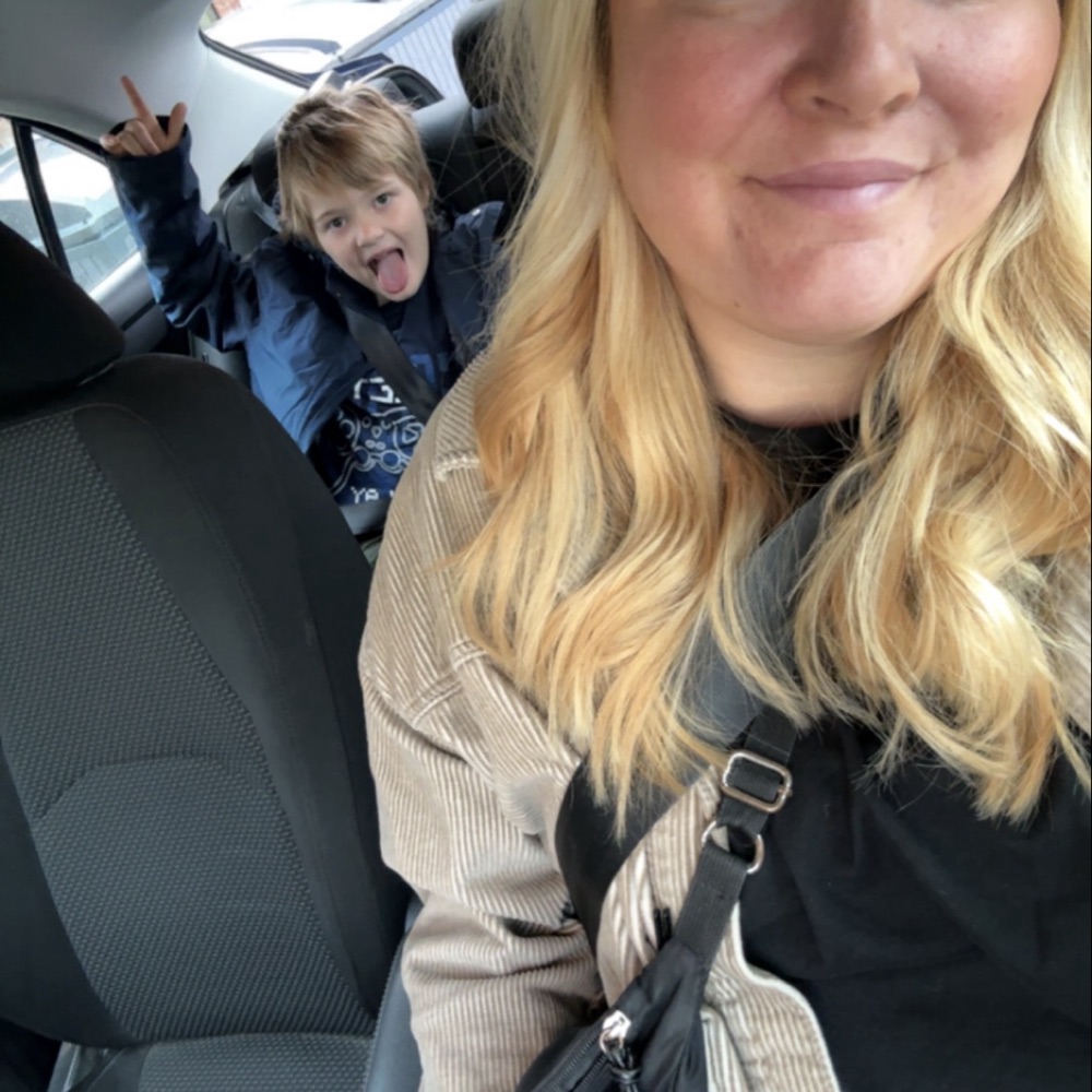 Dreng snart 9 år søger kammerater 