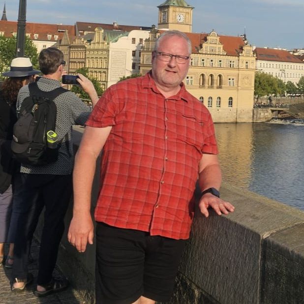 Kvindelig rejsepartner