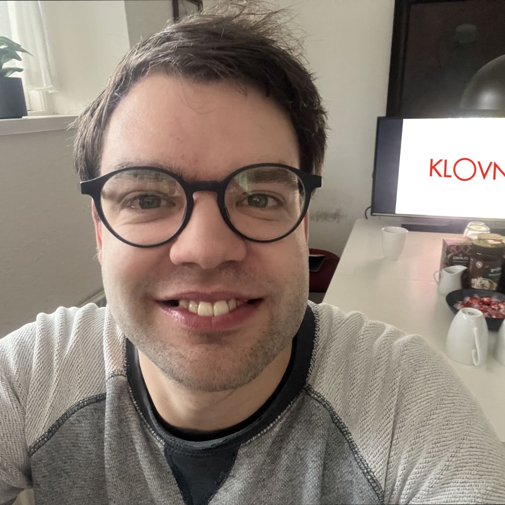 22-33 årige til tv-hygge med Klovn