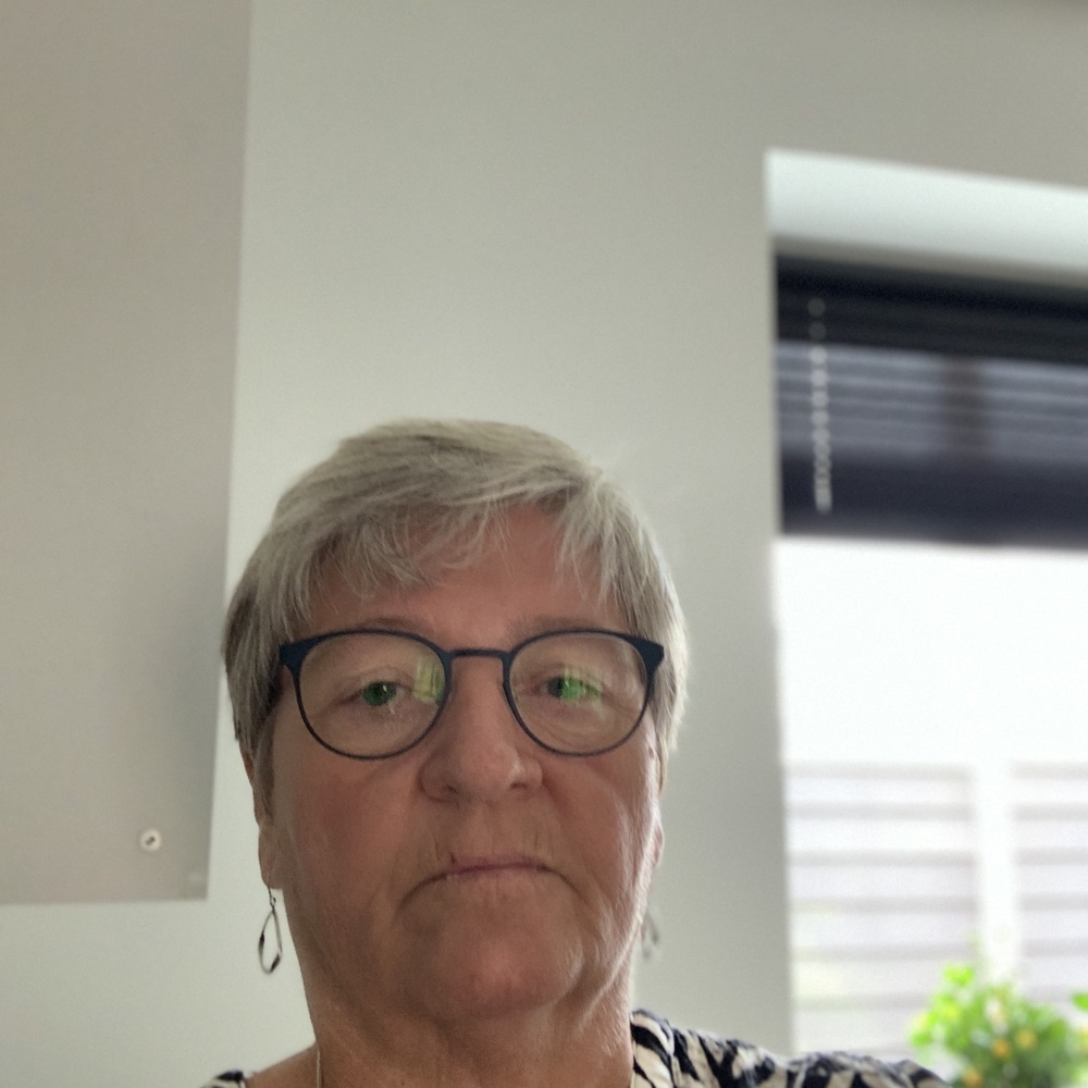Søger nye venner/veninder