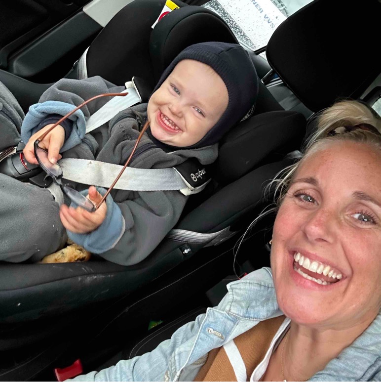 Søger bekendtskaber i vores nye by 