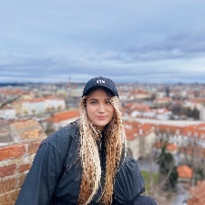 Søger venner og bekendtskaber 