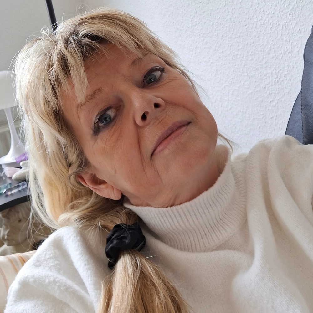 Søger nye venskaber 