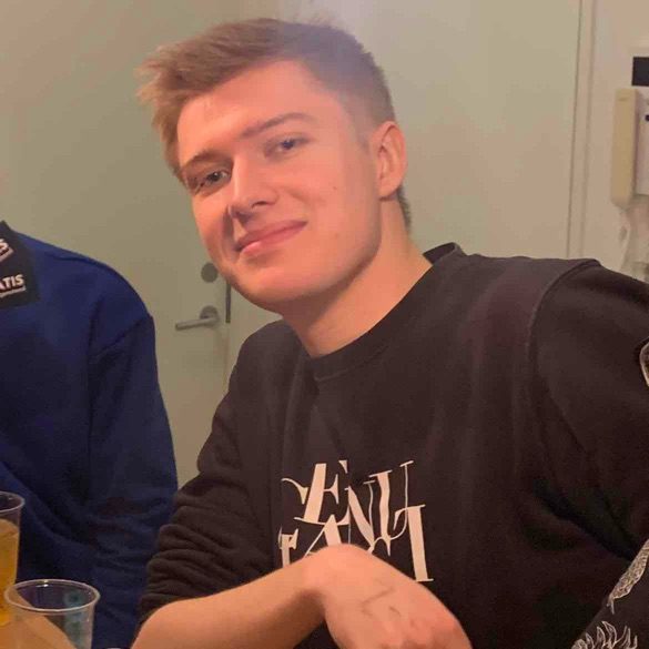 Dele hobbies m. nye venner📚🏃‍♂️🎭