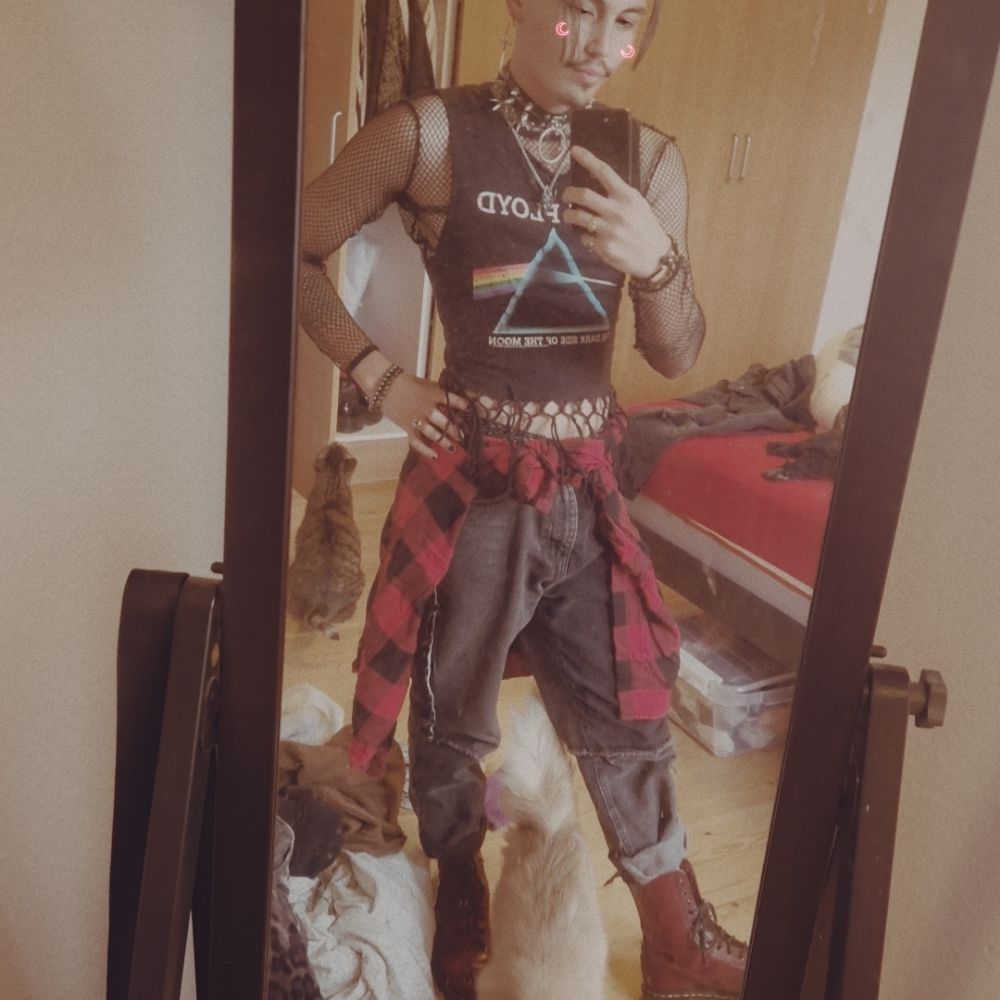 Where' my punk, alt and queers at? 
