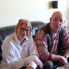 Søger venner evt. med en lille hund