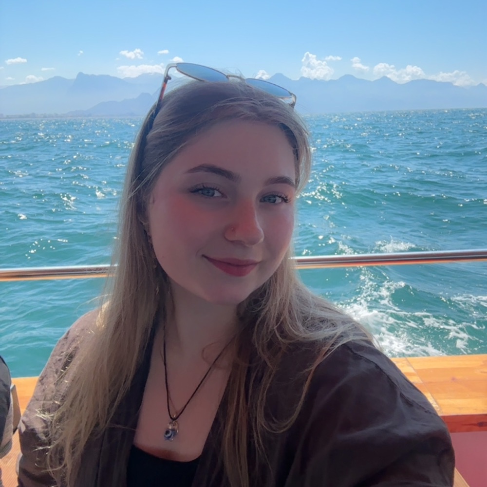 Looking to make new friends✨