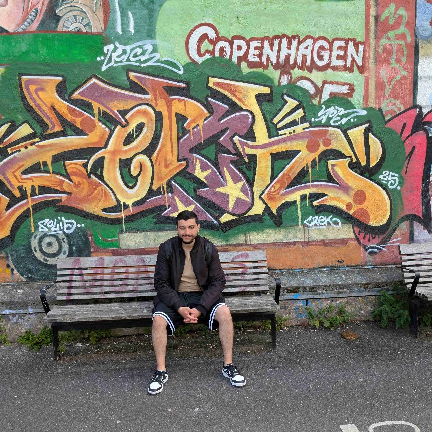  Søger nye venskaber 