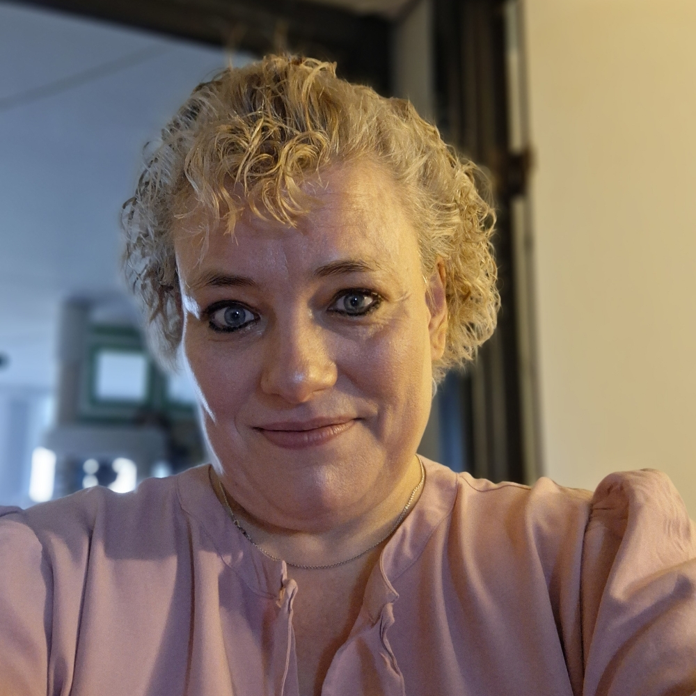 søger nye  venskaber 