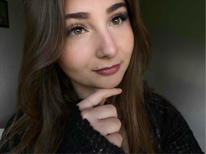 Claudia. 18, 19 i år