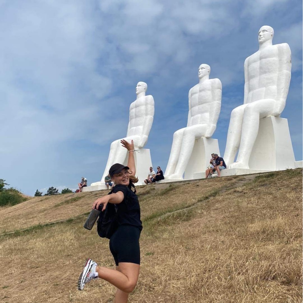 Et styk venskab sælges, byd!🙋🏼‍♀️