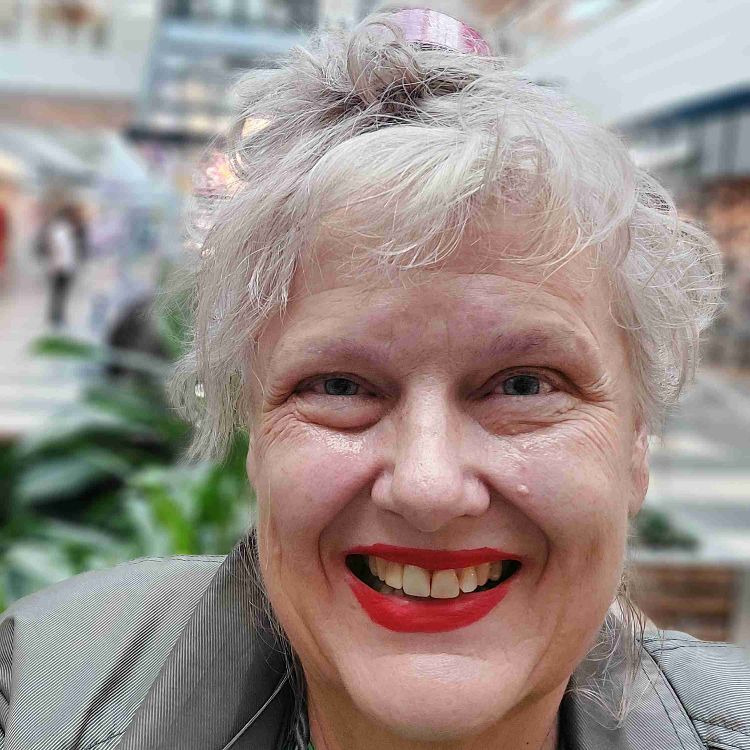 Livsglad og festlig tøs