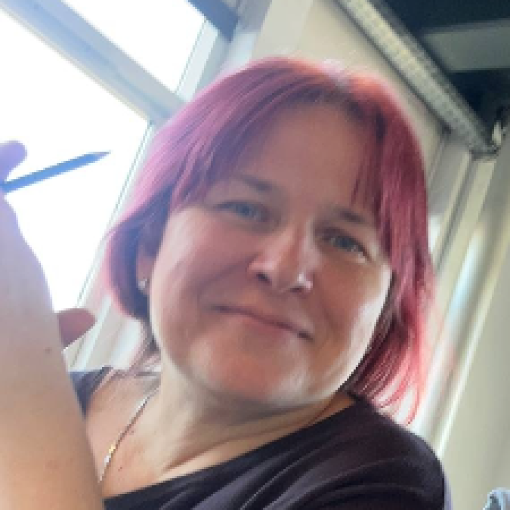 Ukrainsk kvinde søger venner i København.