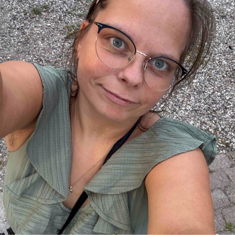 Bekendtskab og veninder søges