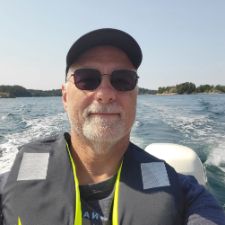 Jack of all trades (IT, 3D, CAD)