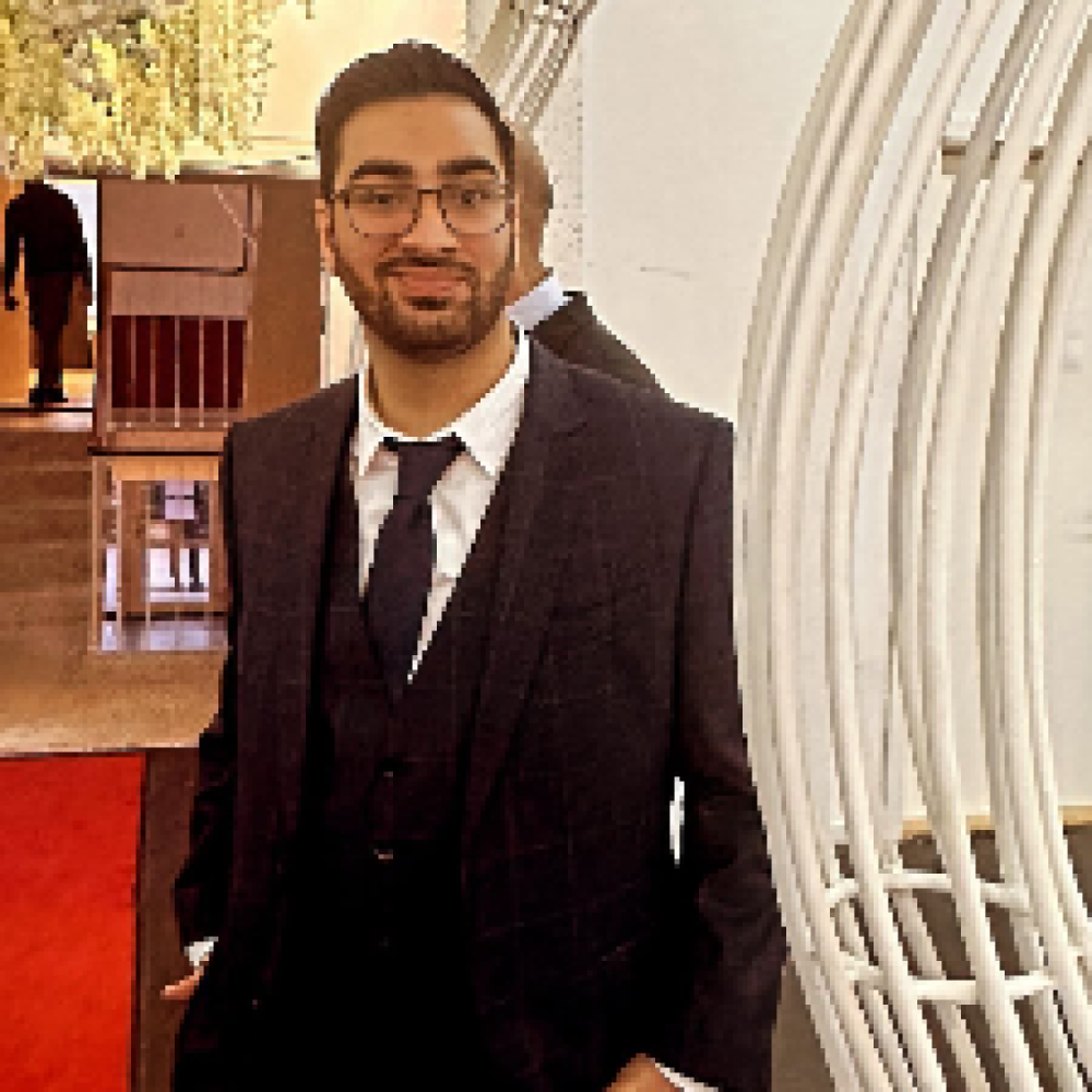 Søger veninder/ven - ung 26M