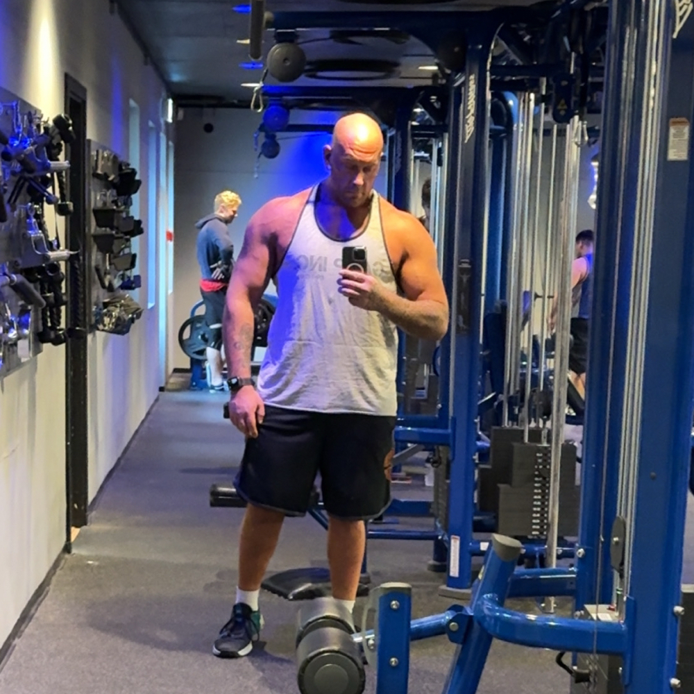 Rolig far søger nye venner