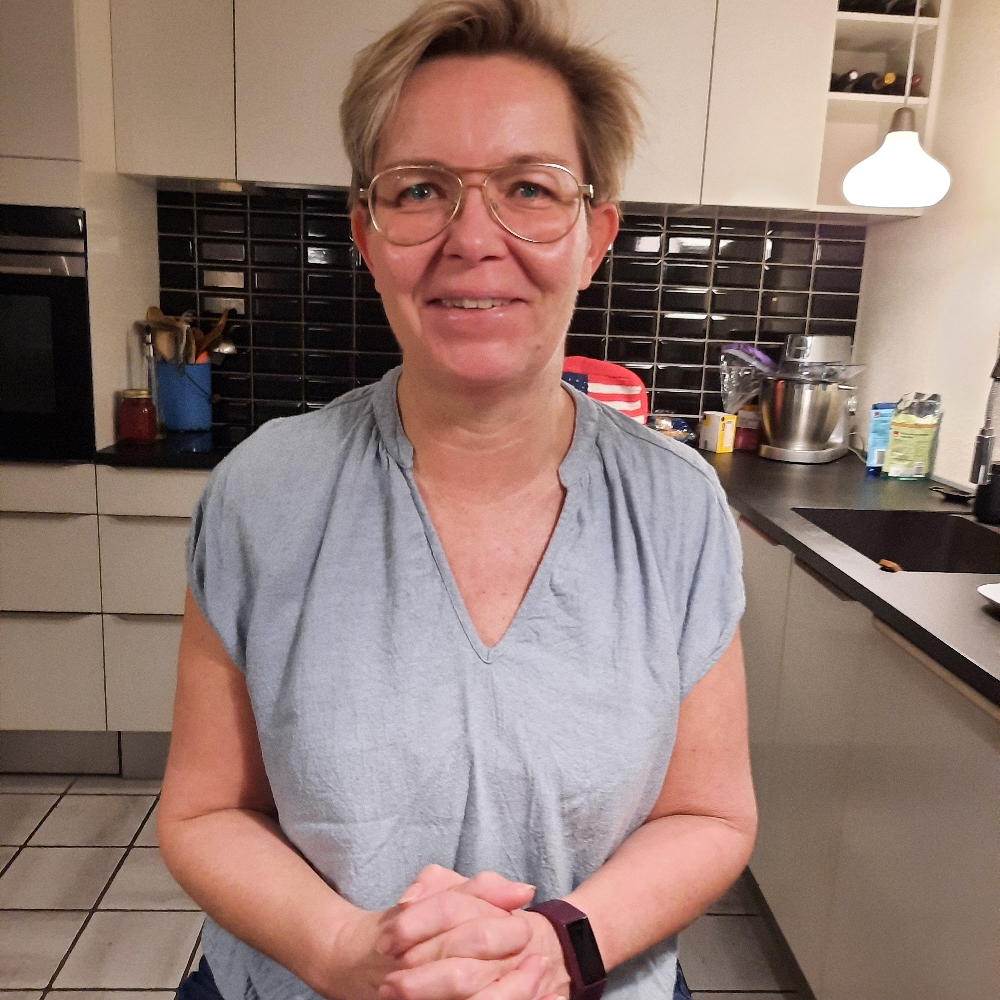 Søger veninder til café besøg