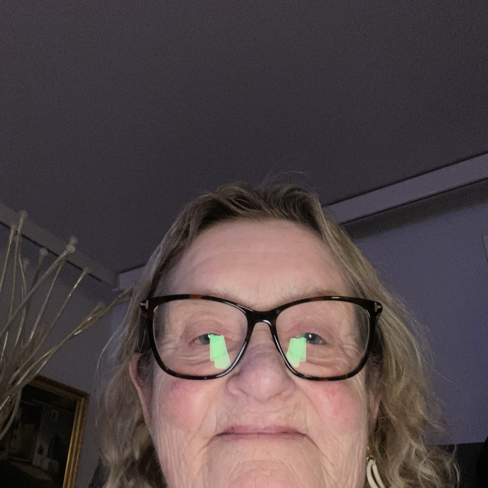 Om mig: super glad dame /pige 