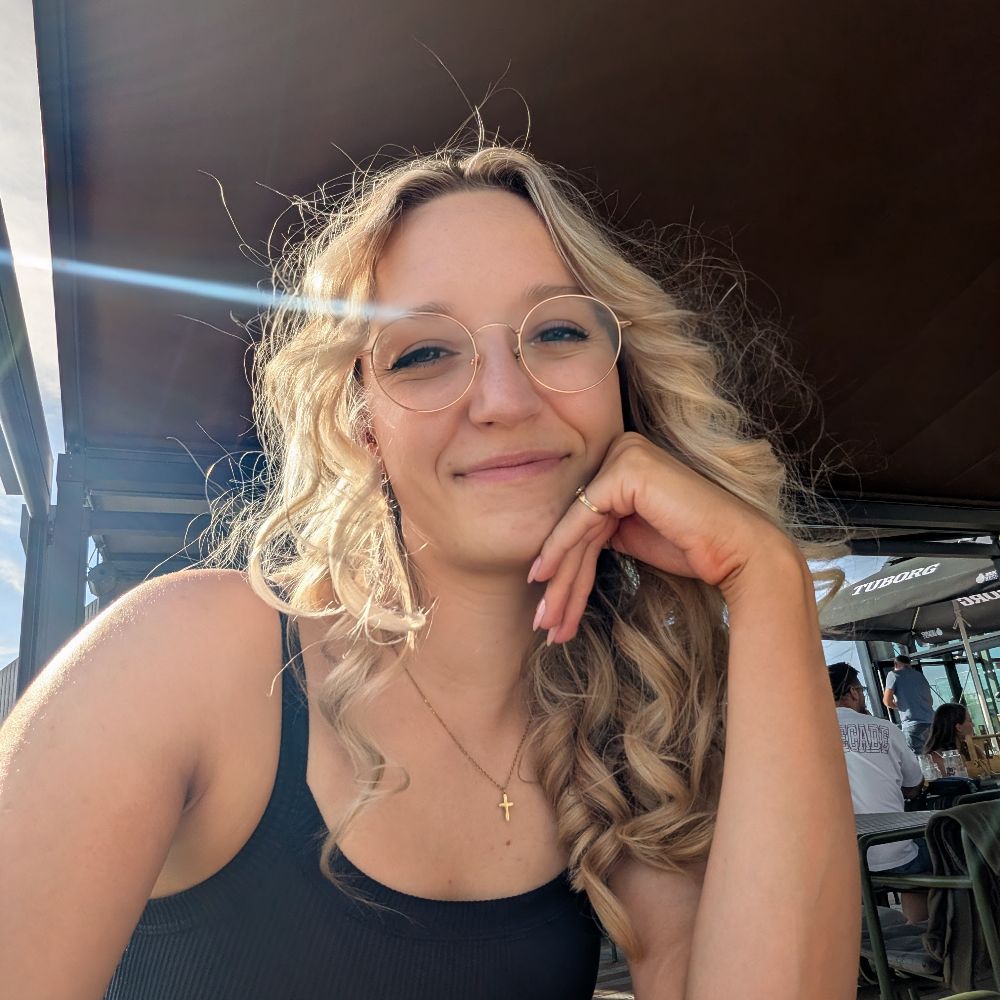 Søger veninder efter tilflytning 