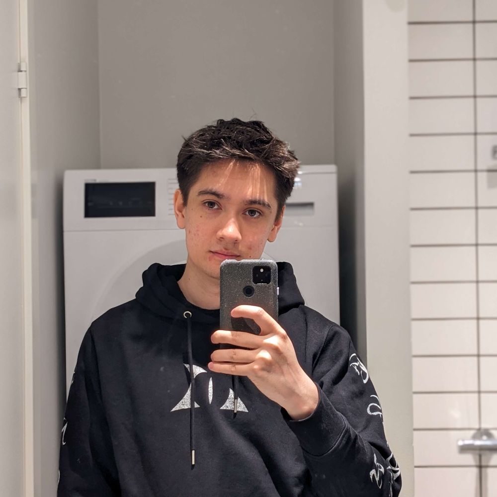 Klar på at game eller lave musik 😊