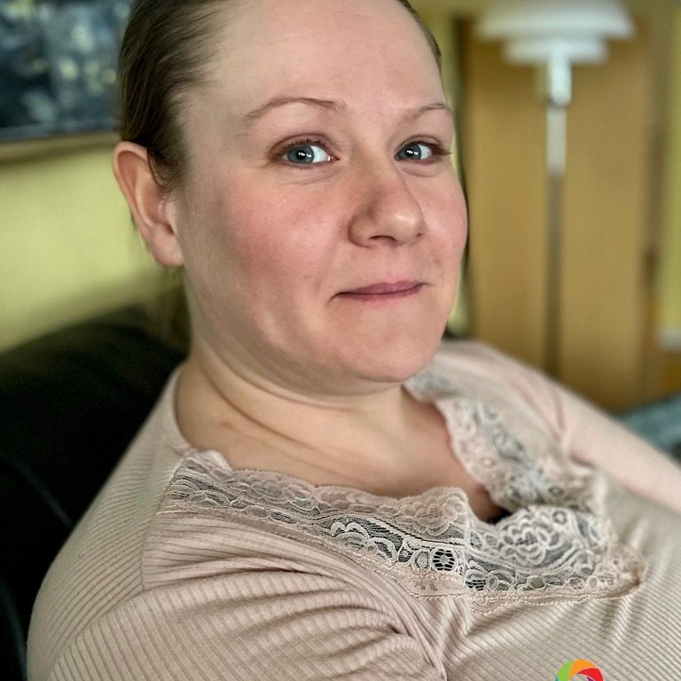 39 årige søger venner.