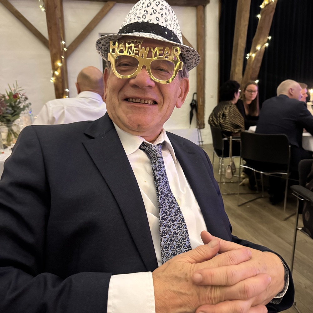 Par søger venskab.