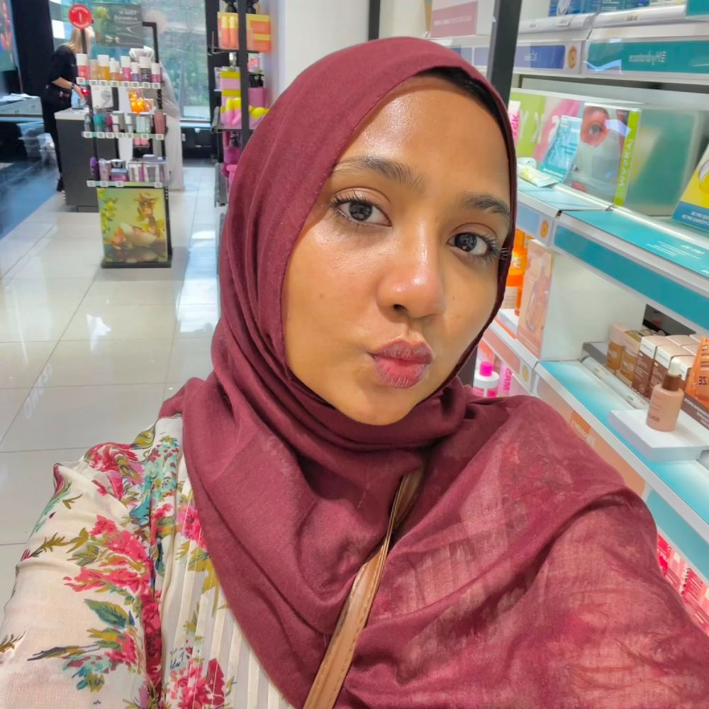 Looking for girlfriends! 🌸