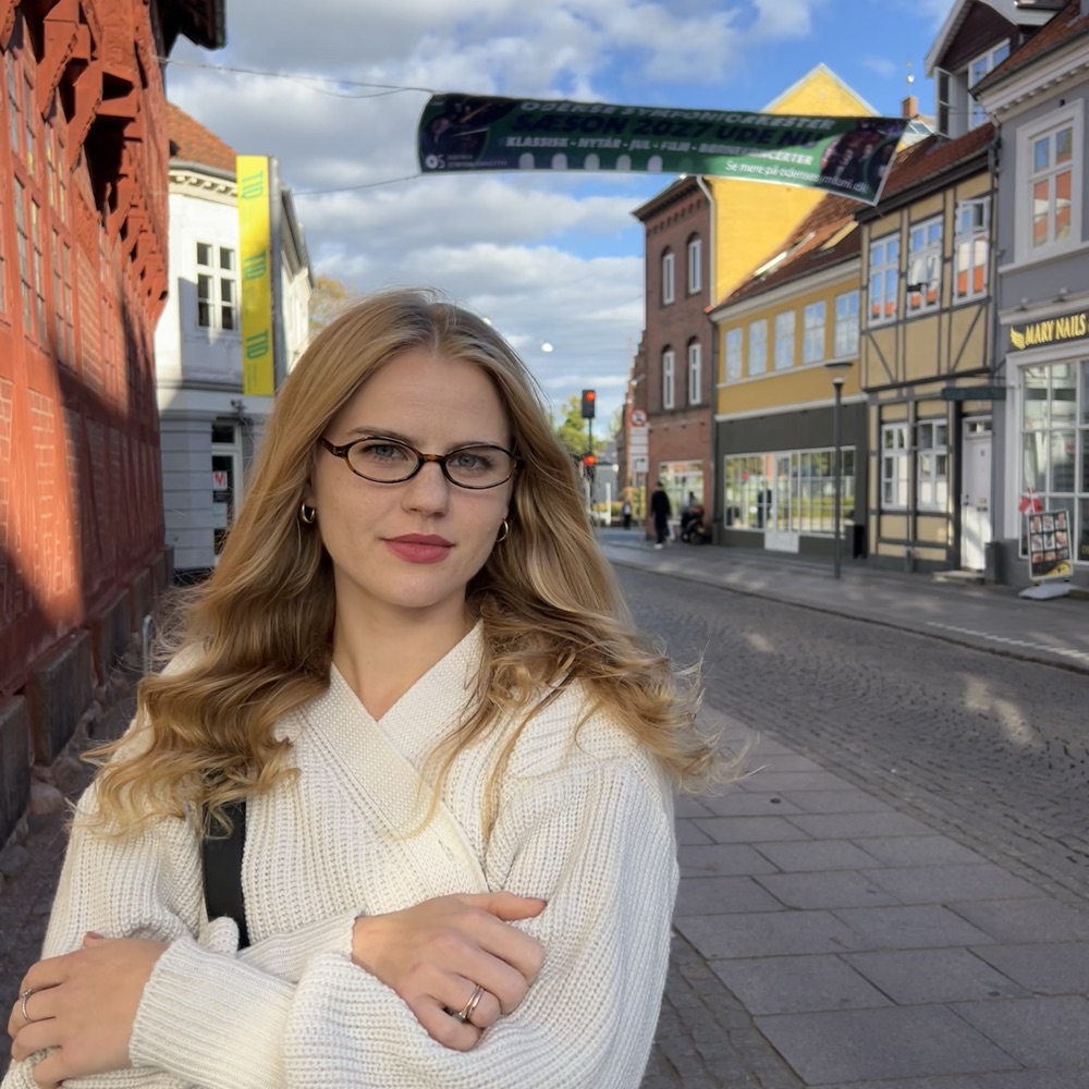 Søger en veninde til integration og