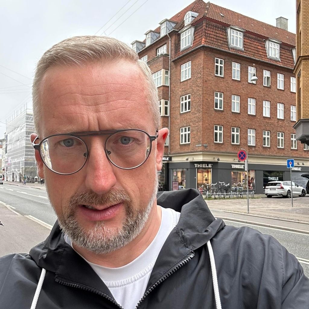 Jóhannes – En ny vän och en bokklubb som flyttar in från Färöarna