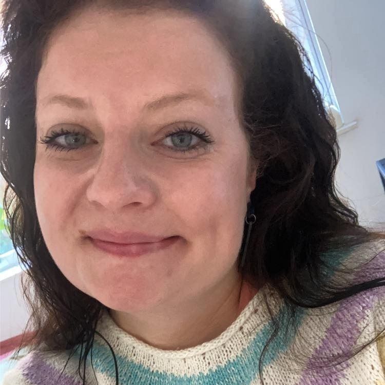 Ann-Sophie – Fann en väninna efter en svår period med ensamhet, sjukskrivning, stress och depression.