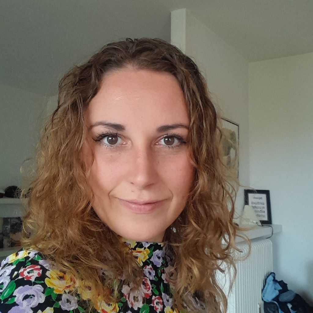 Isabella – Fann en ny väninna som inflyttare, som idag har blivit en viktig del av hennes vardag.